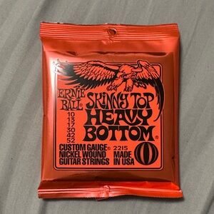 Ernie Ball Skinny Top Heavy Bottom Guitar Strings